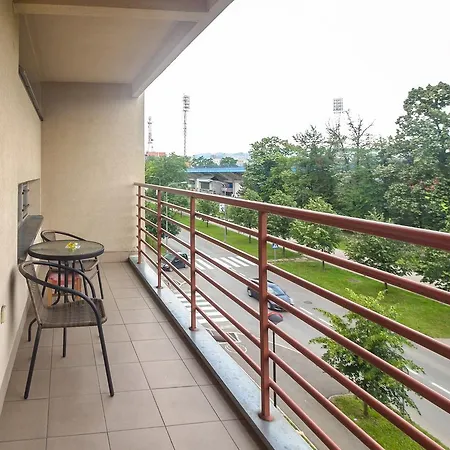 Stan Na Dan Apartment *
