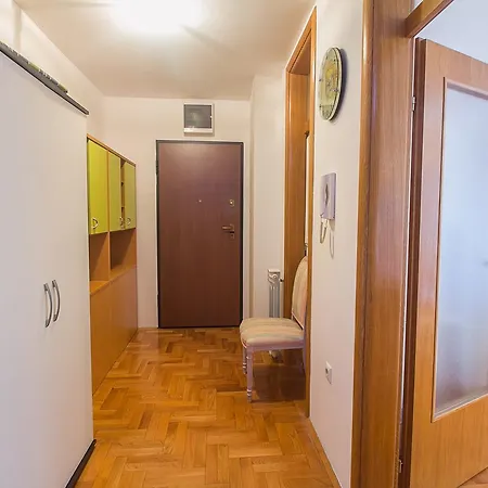 Apartment Stan Na Dan *